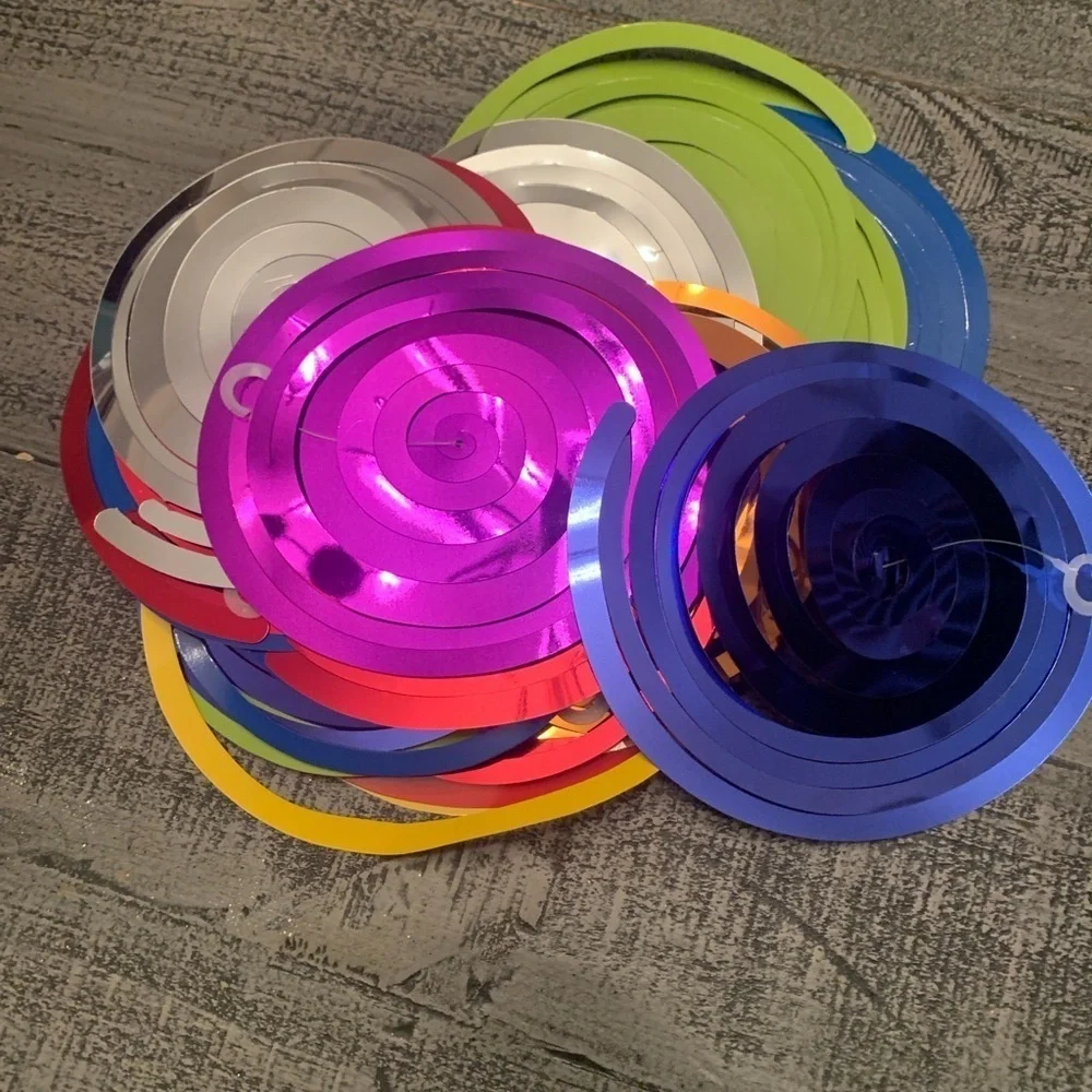Metallic & Matte Foil Hanging Swirlies, perfect for parties, EUC, 18 swirlies